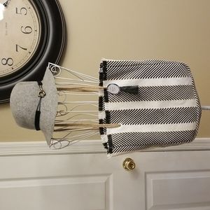 Gray floppy style wool hat and totes bag duo